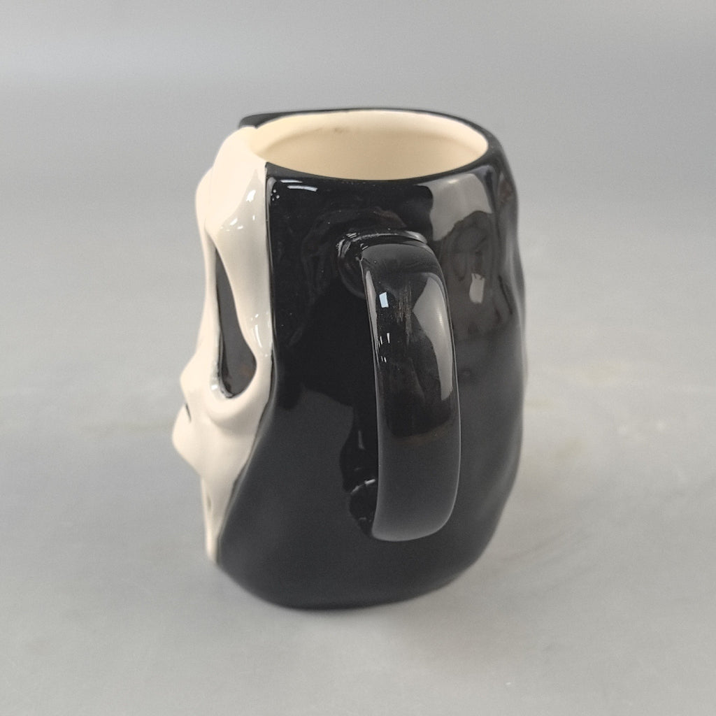 Halloween Atmosphere Funny Ghost Face Ceramic Cup Desk Decoration, Fun Ghost Face Halloween Decor Prop