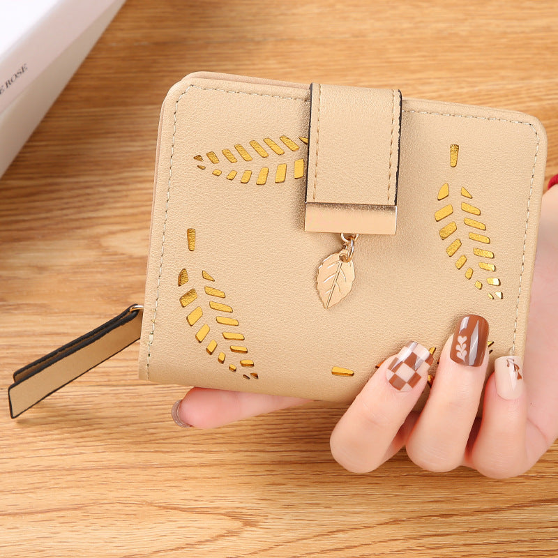 Hollow leaf zipper buckle coin purse