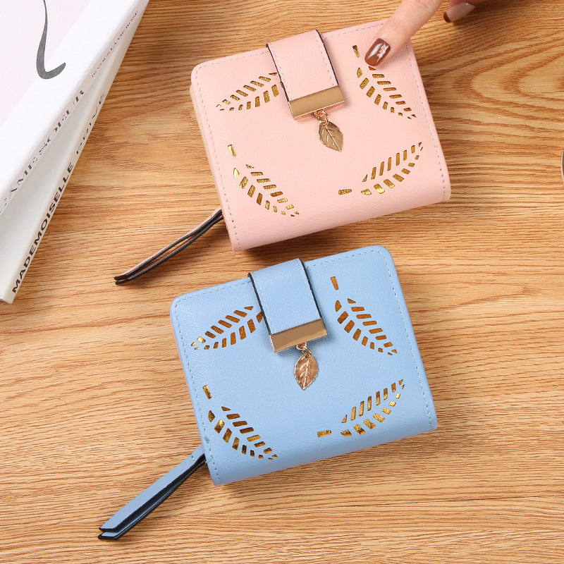 Hollow leaf zipper buckle coin purse